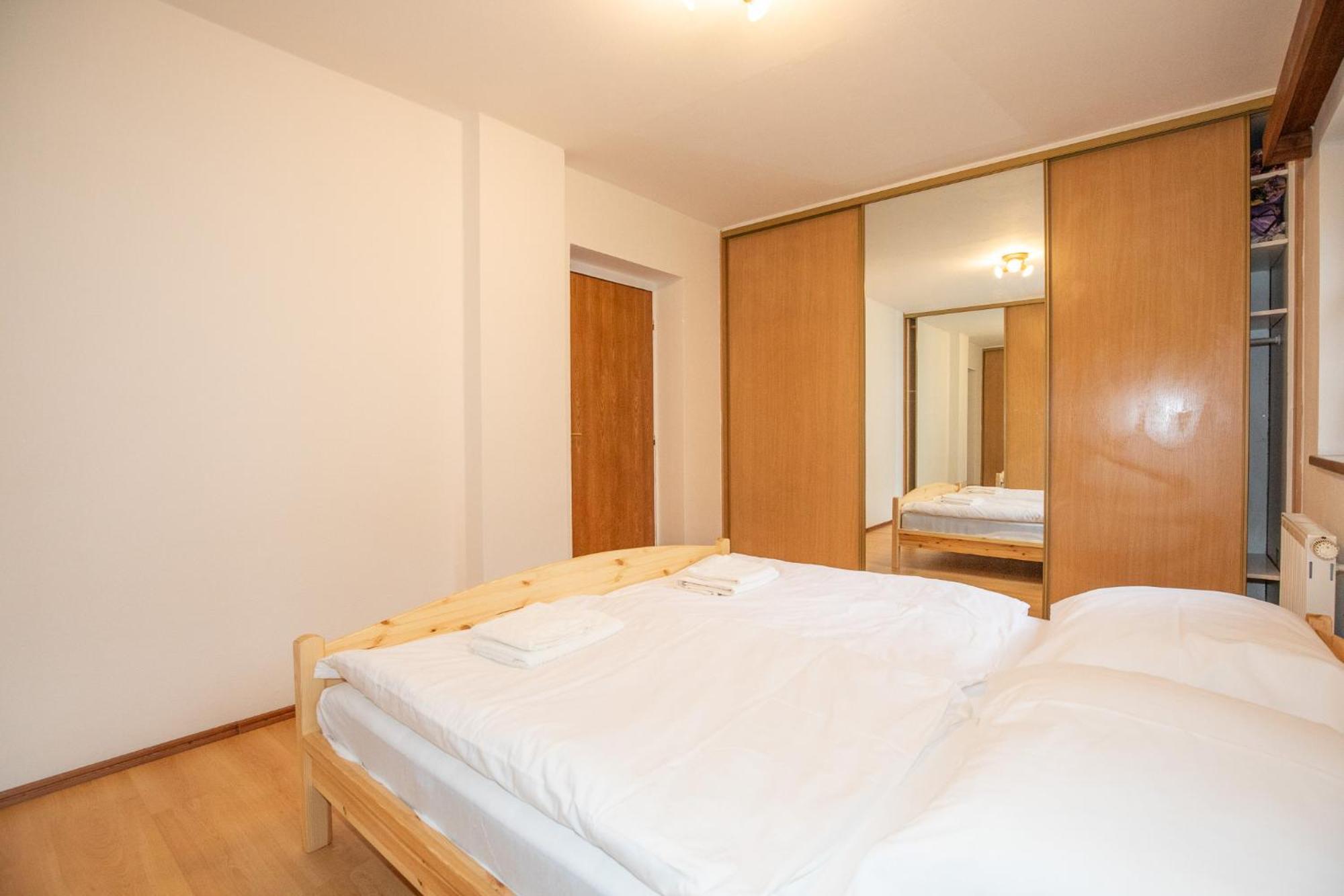 Resort U Jelena Křivoklát Esterno foto
